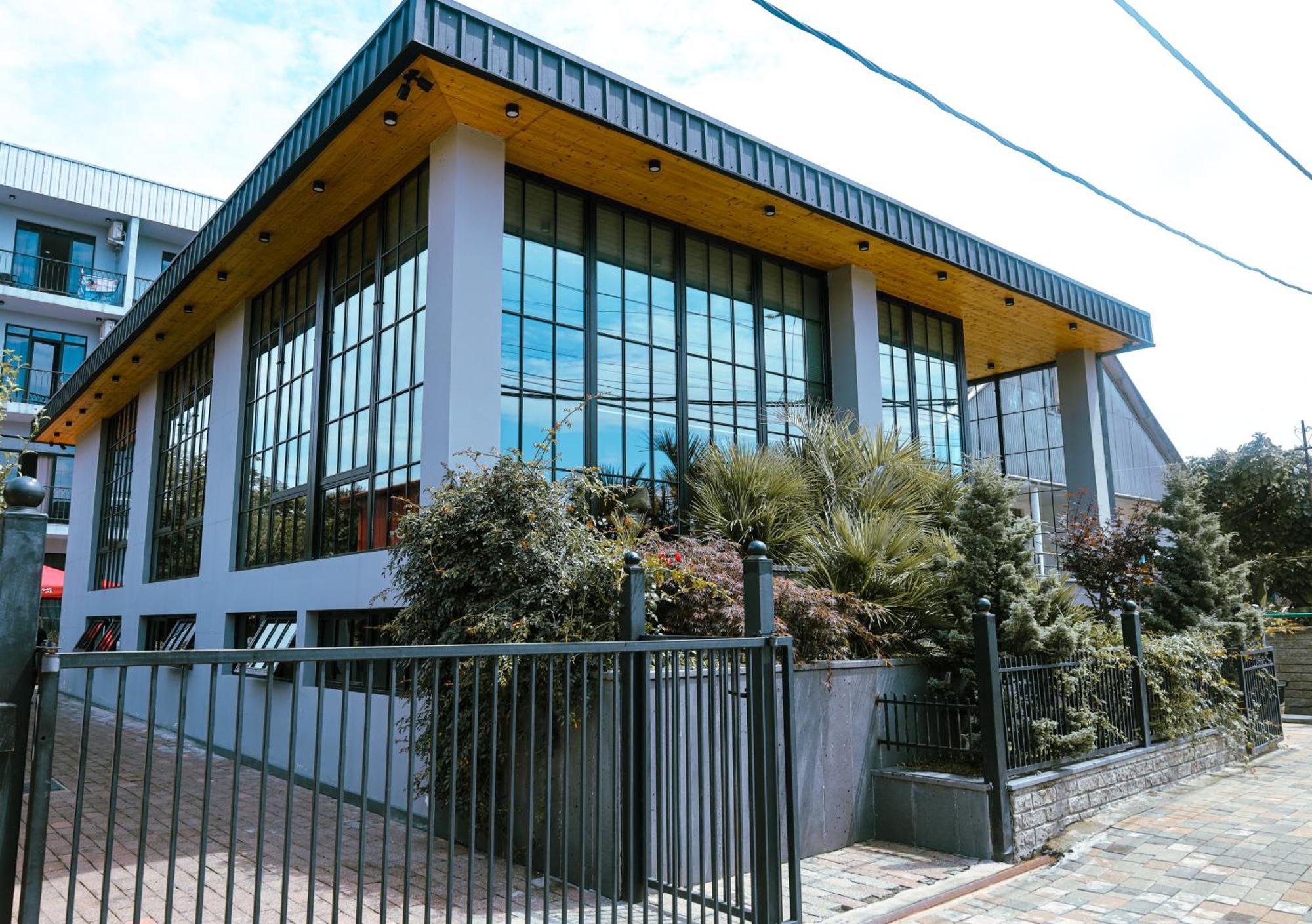 Level Up Hotel & Restaurant Kobuleti ภายนอก รูปภาพ