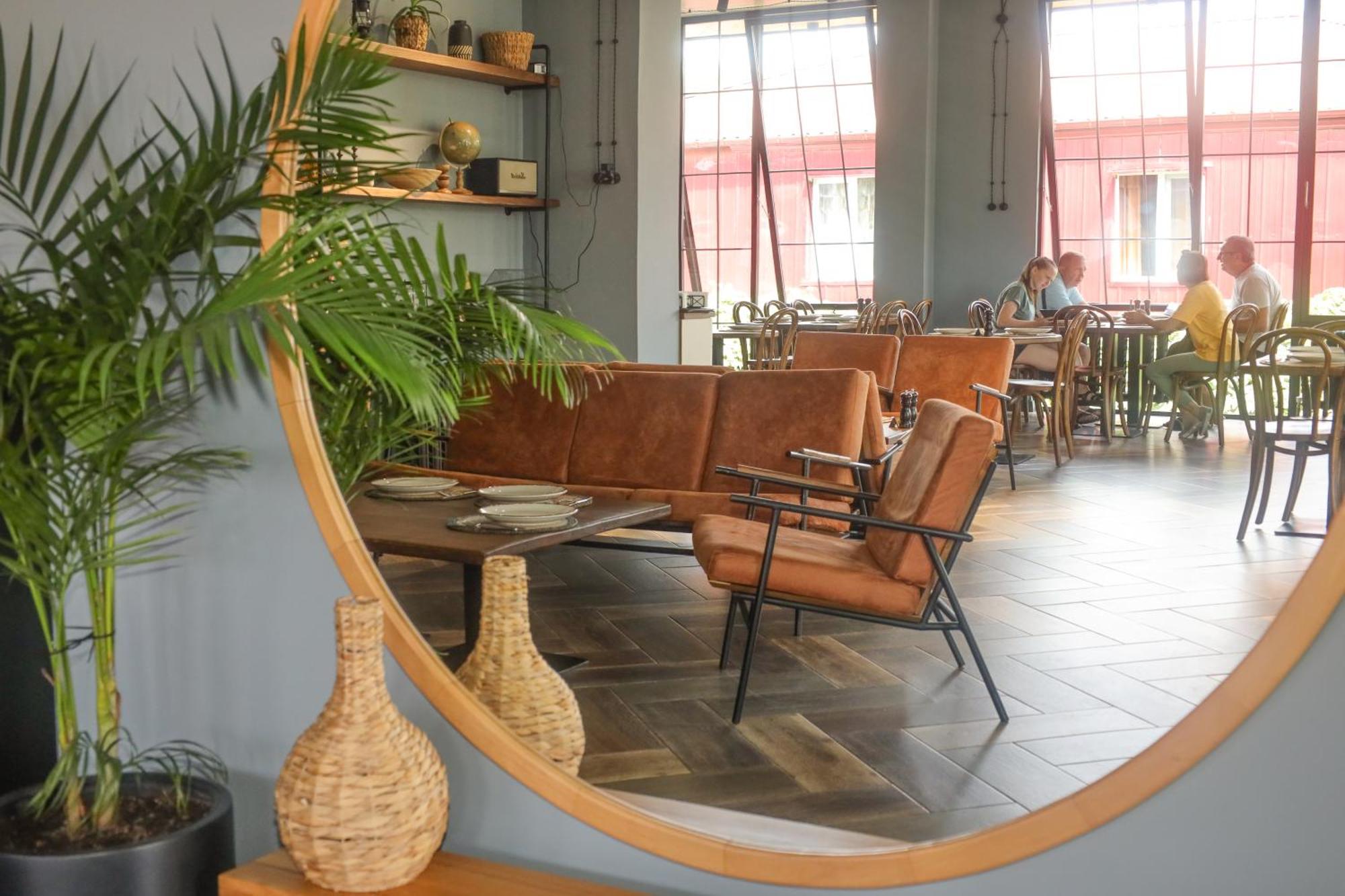Level Up Hotel & Restaurant Kobuleti ภายนอก รูปภาพ