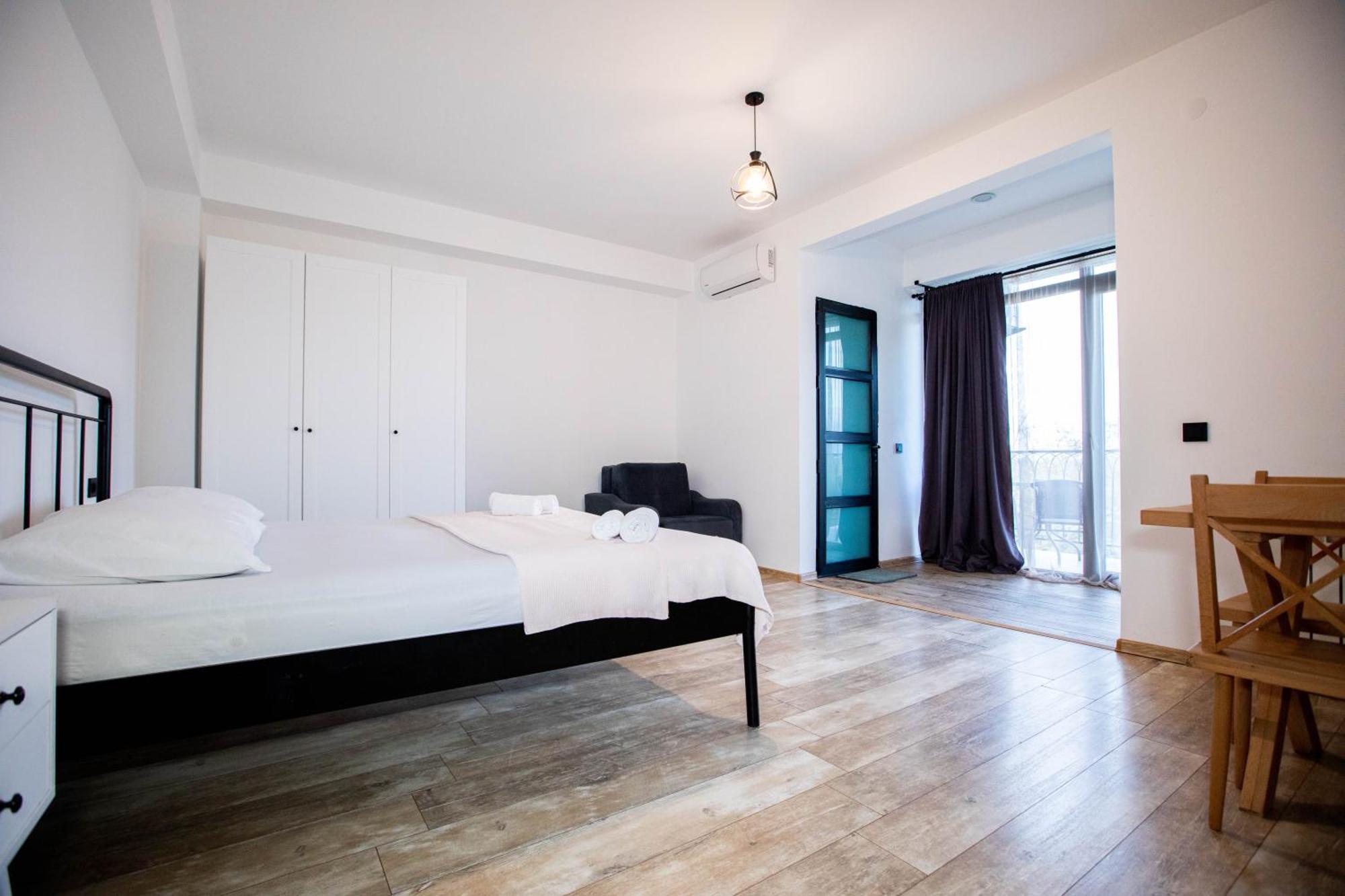 Level Up Hotel & Restaurant Kobuleti ภายนอก รูปภาพ