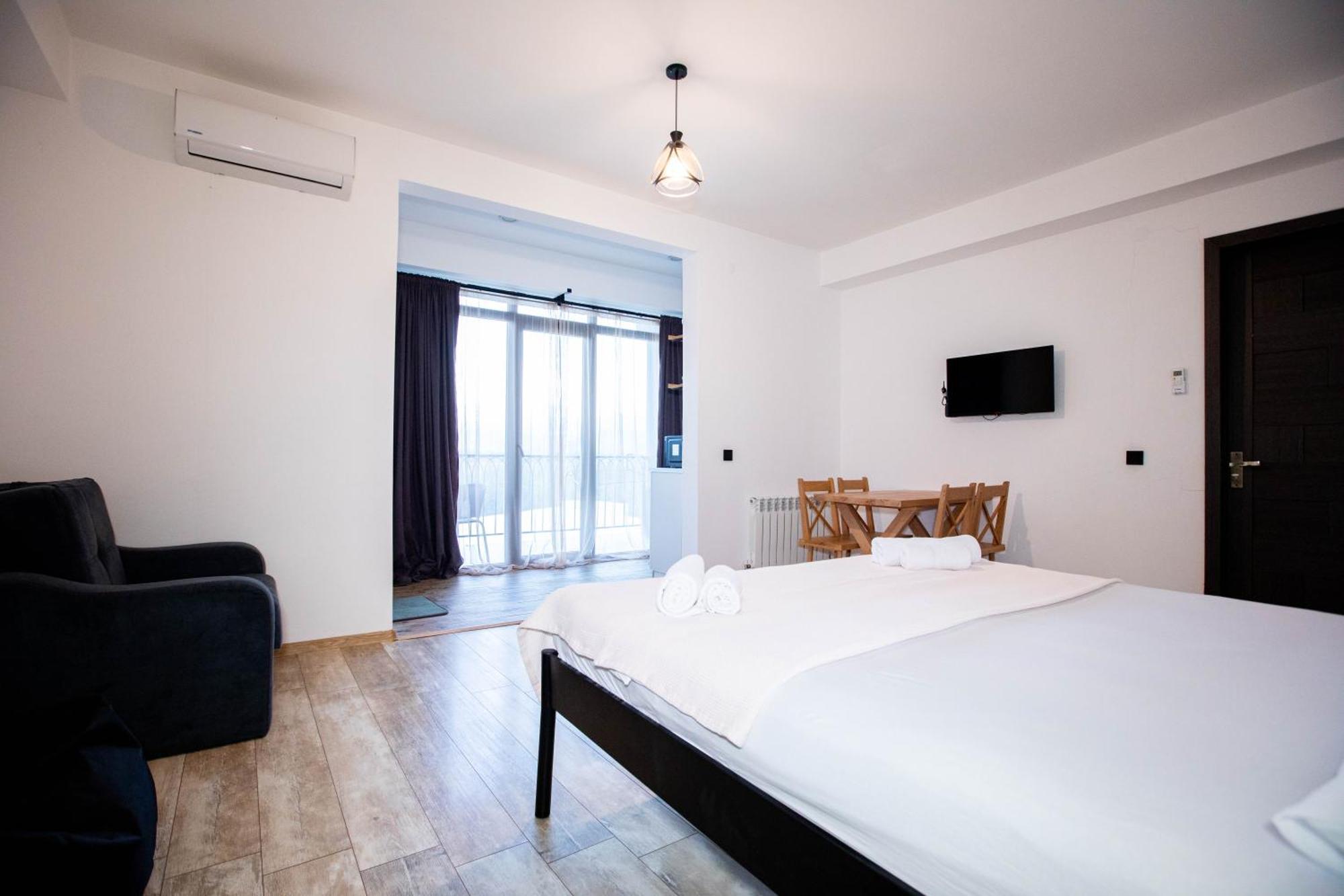 Level Up Hotel & Restaurant Kobuleti ภายนอก รูปภาพ