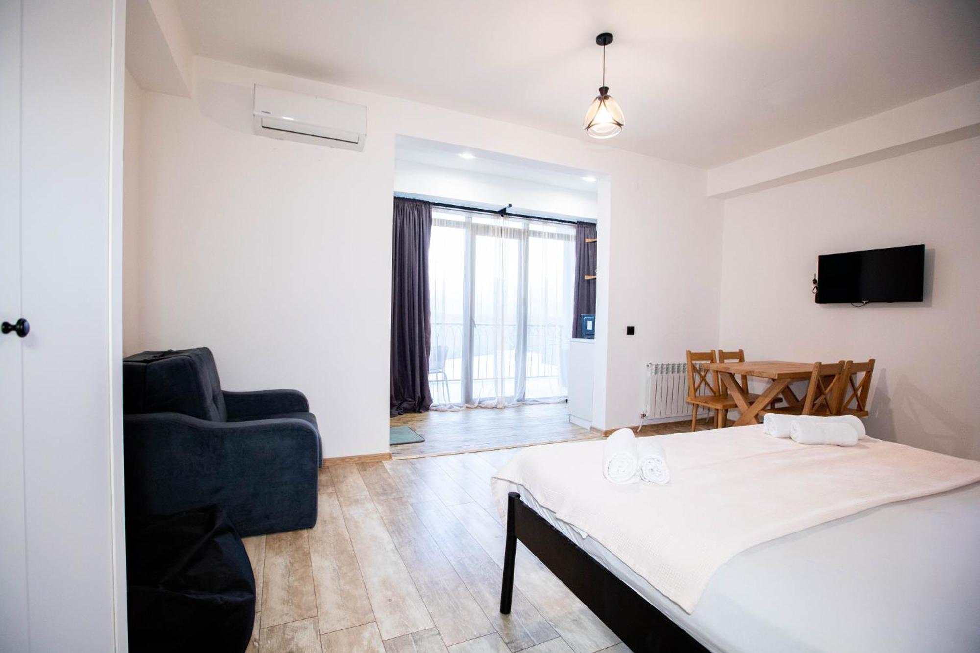 Level Up Hotel & Restaurant Kobuleti ภายนอก รูปภาพ