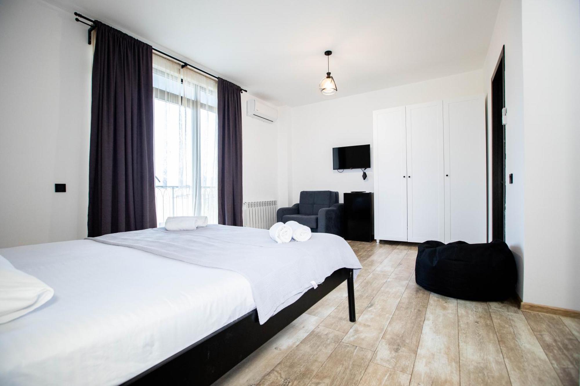 Level Up Hotel & Restaurant Kobuleti ภายนอก รูปภาพ