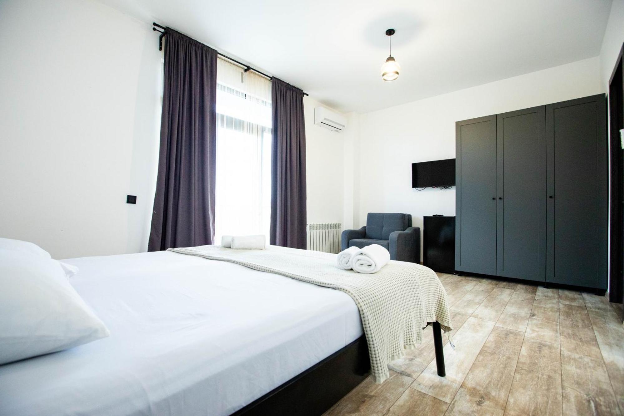 Level Up Hotel & Restaurant Kobuleti ภายนอก รูปภาพ